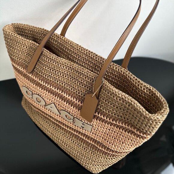 Coach woven tote bag Size: 33x17x30cm, opening size 45cm - Picture 7 of 9